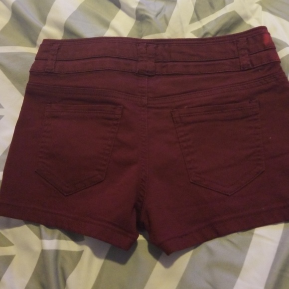 Shorts - Picture 2 of 2